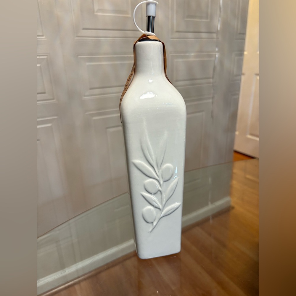 Brand New 10 Strawberry Street Oil  & Vinegar bottle White 10"